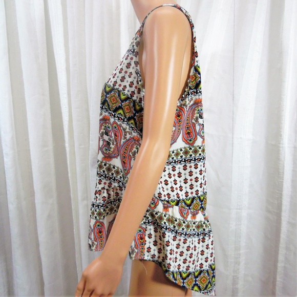 Signature Studio Sleeveless Top - Picture 3 of 6